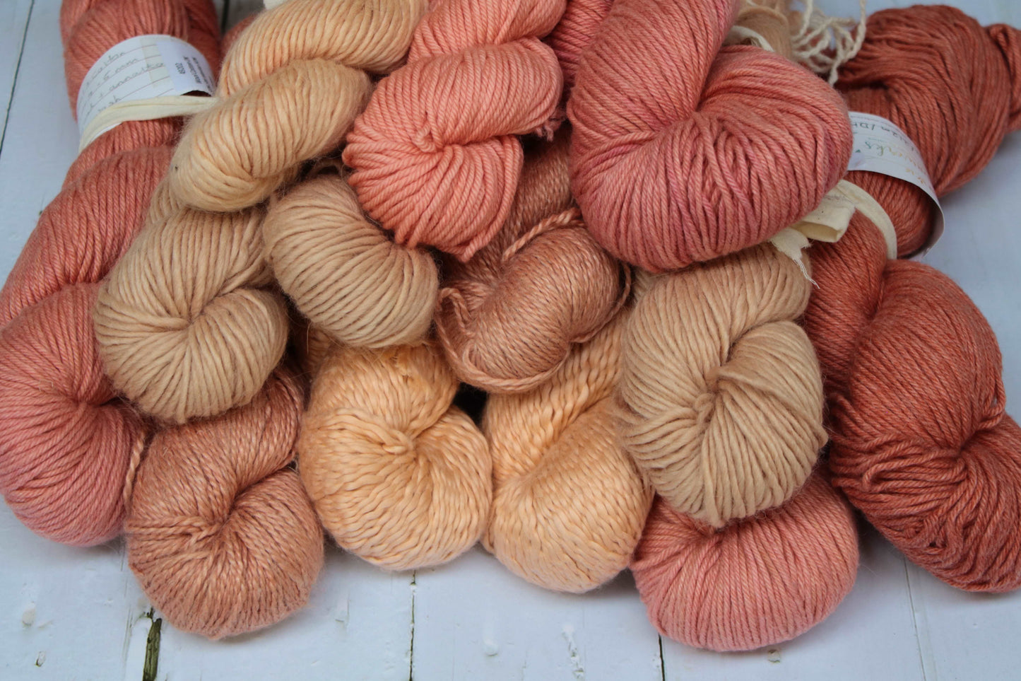 Colour-themed DK Packs 350g